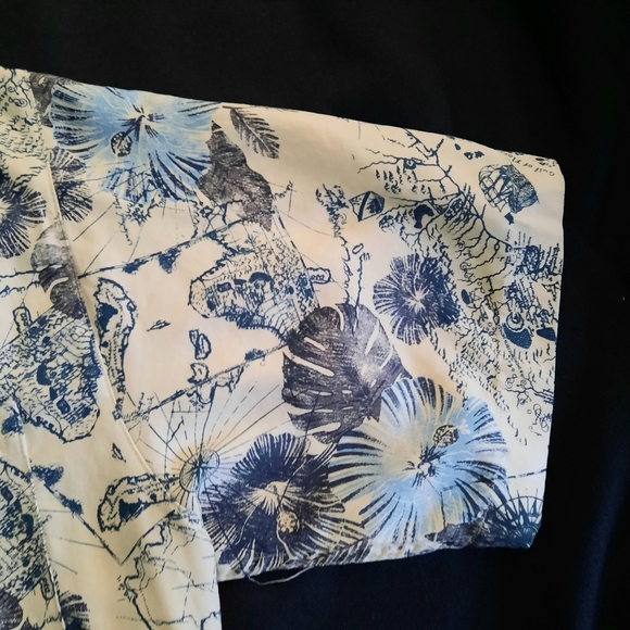 Island Shores Washable 100% Silk, Hawaiian Button Shirt, Men's Size XL - Picture 8 of 12